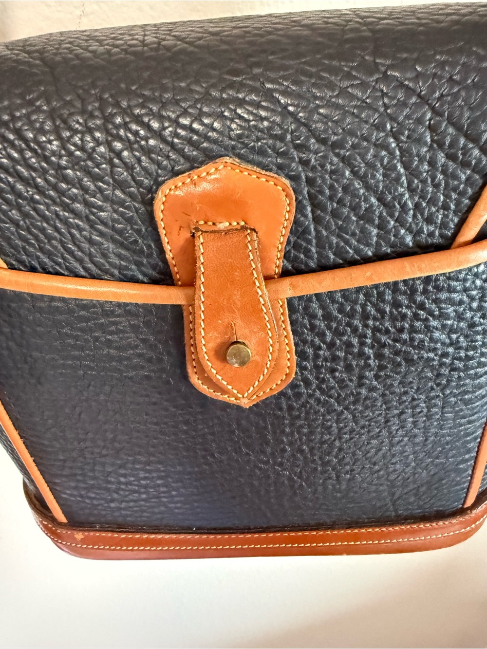 Dooney & Bourke Black and Brown Leather Crossbody Bag
Vintage 1980’s - Picture 3 of 4
